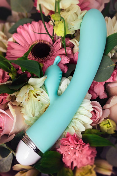 Мятный вибратор-кролик Iris - 22 см. Мятный вибратор-кролик Iris - 22 см.