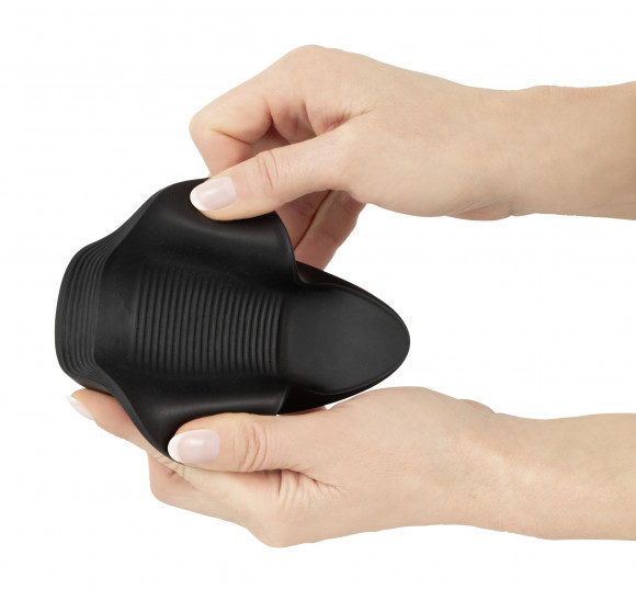 Черный мастурбатор с гибкими крылышками