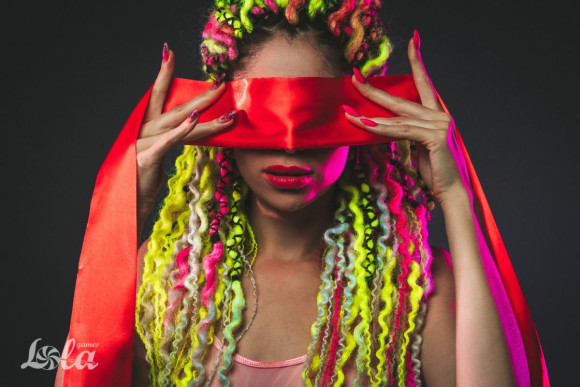 Красная лента для связывания Wink - 152 см. Красная лента для связывания Wink - 152 см.