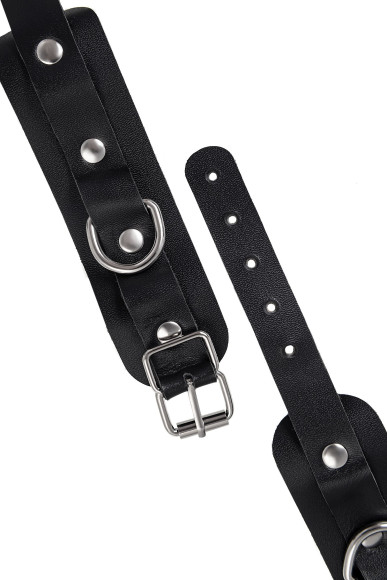 Черные кожаные наручники-браслеты со скруглёнными углами Черные кожаные наручники-браслеты со скруглёнными углами