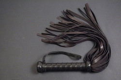 Черная плеть  Толстый Витень-Битень  - 55 см.