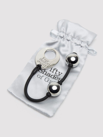 Серебристые шарики Inner Goddess Mini Silver Pleasure Balls 85g на черном силиконовом шнурке Серебристые шарики Inner Goddess Mini Silver Pleasure Balls 85g на черном силиконовом шнурке