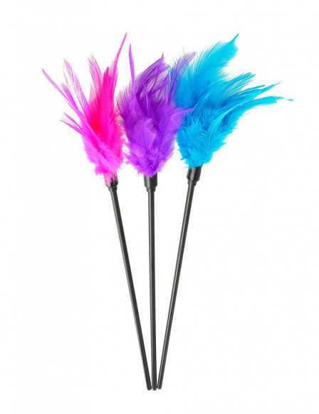 Стек с пёрышками для щекотания
