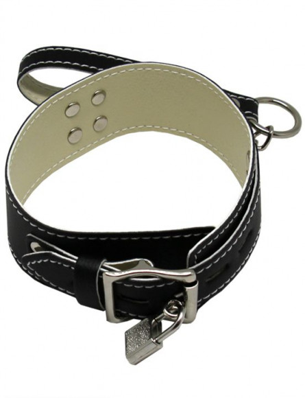 Черный ошейник с металлическим поводком с ручкой