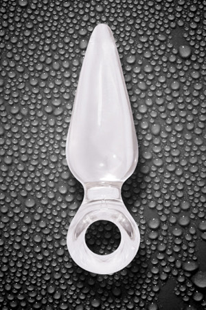 Большая прозрачная анальная пробка JOLIE с кольцом Большая прозрачная анальная пробка JOLIE с кольцом