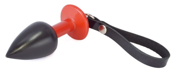 Черно-красная коническая анальная пробка с ремешком - 7 см. Черно-красная коническая анальная пробка с ремешком - 7 см.