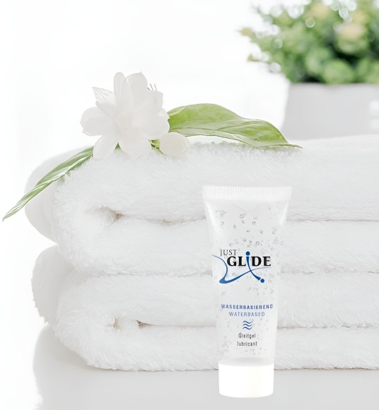 Гель-смазка на водной основе Just Glide - 20 мл. Гель-смазка на водной основе Just Glide - 20 мл.
